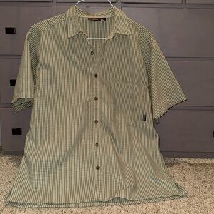 Men’s Patagonia shirt